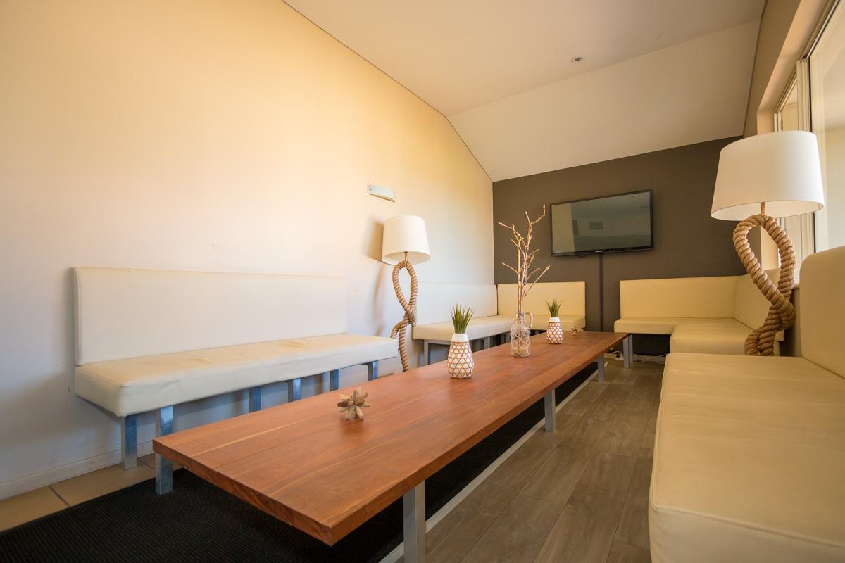 Beach Haven Executive Apartments Korora Exterior photo