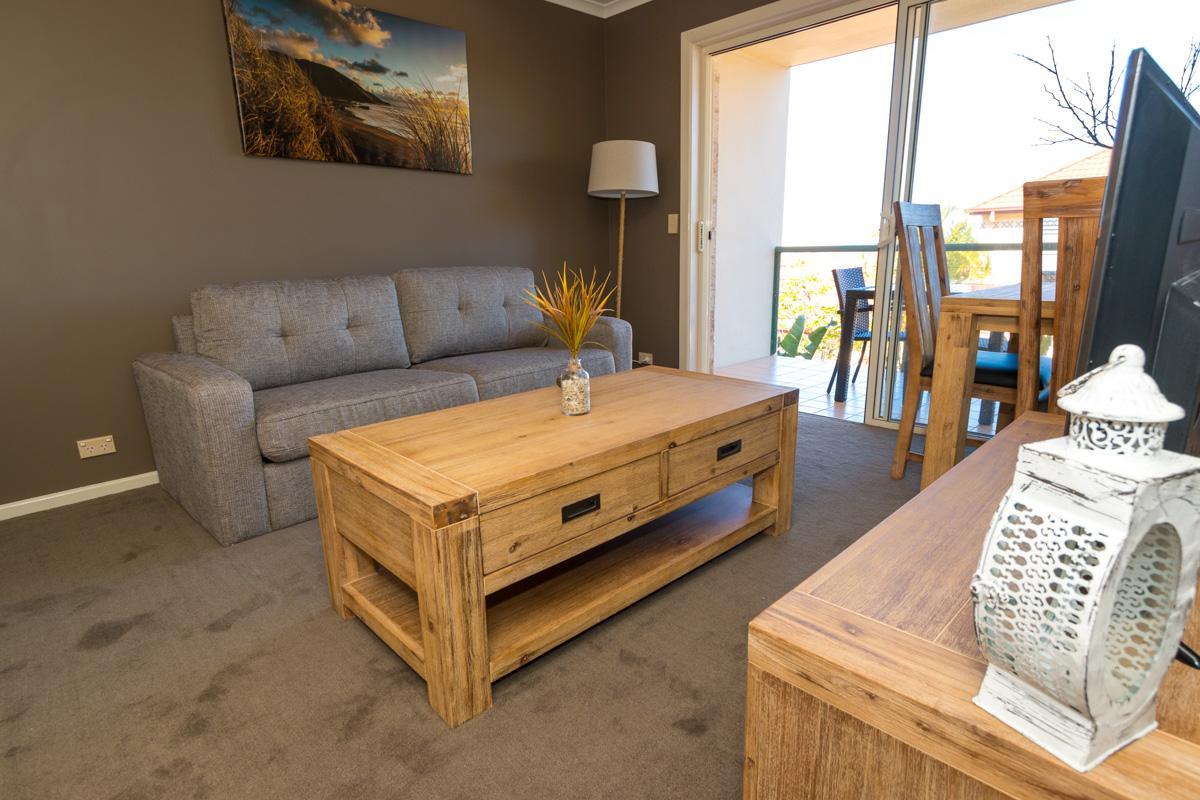 Beach Haven Executive Apartments Korora Exterior photo