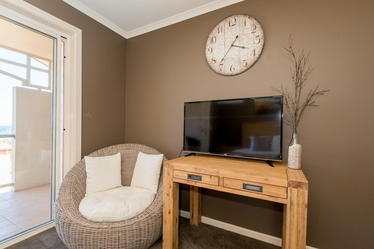 Beach Haven Executive Apartments Korora Exterior photo